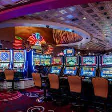 Filipino players enjoying sports and casino-style entertainment on fb777 link